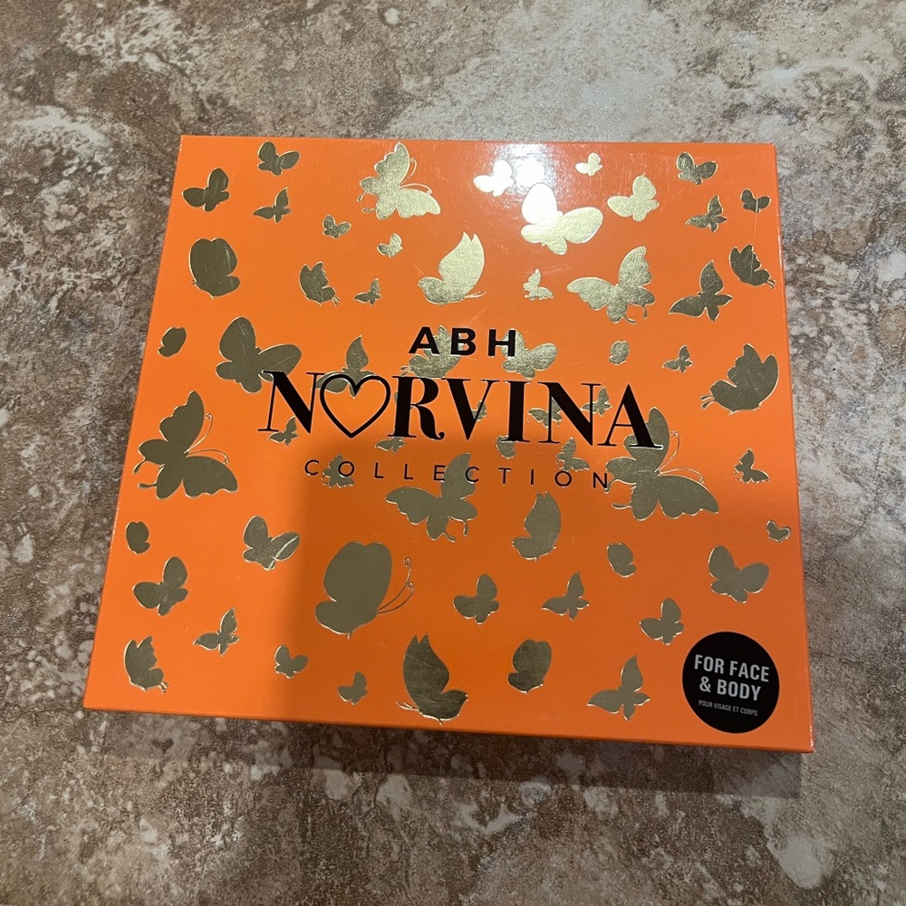 Anastasia Beverly Hills ABH Norvina Pro Pigment Palette Vol. 3 Brand new